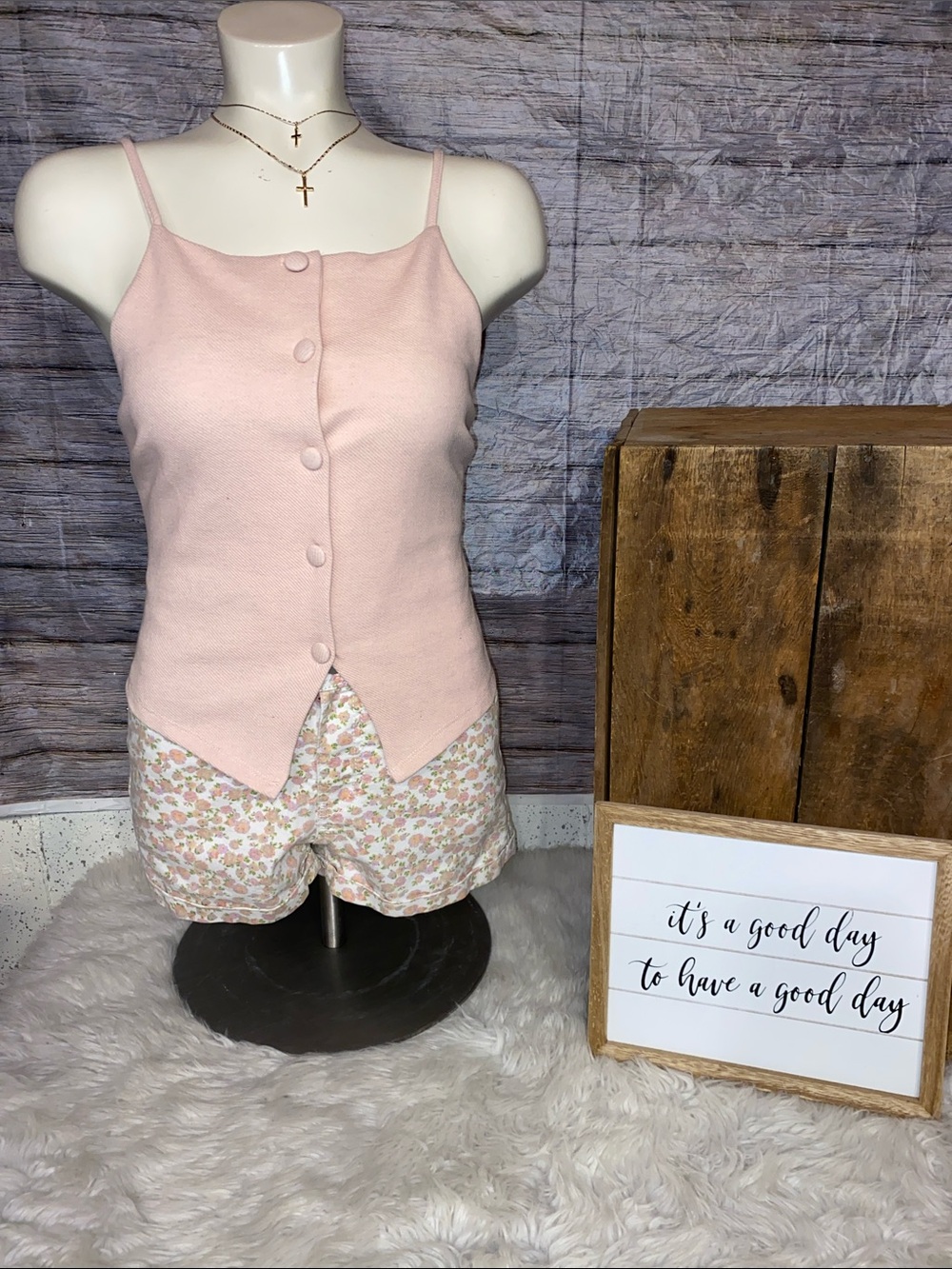 Zara Light Pink Ribbed Button Front Tank